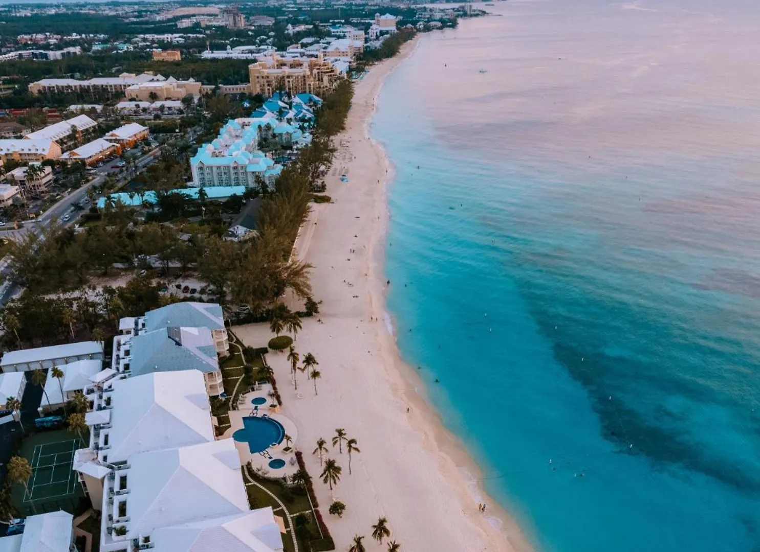 Apartment Suite 2A, Blue Pavilion - Steps To Seven Mile Beach -Value, Service, Comfort West Bay